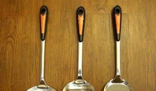 【供应】不锈钢餐具厨具|厨房用品|430#带磁1厘中式铲勺|12漏